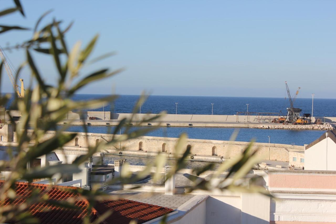 Palazzo Dei Gesuiti Appartamento Con Terrazza Privata Monopoli Luaran gambar
