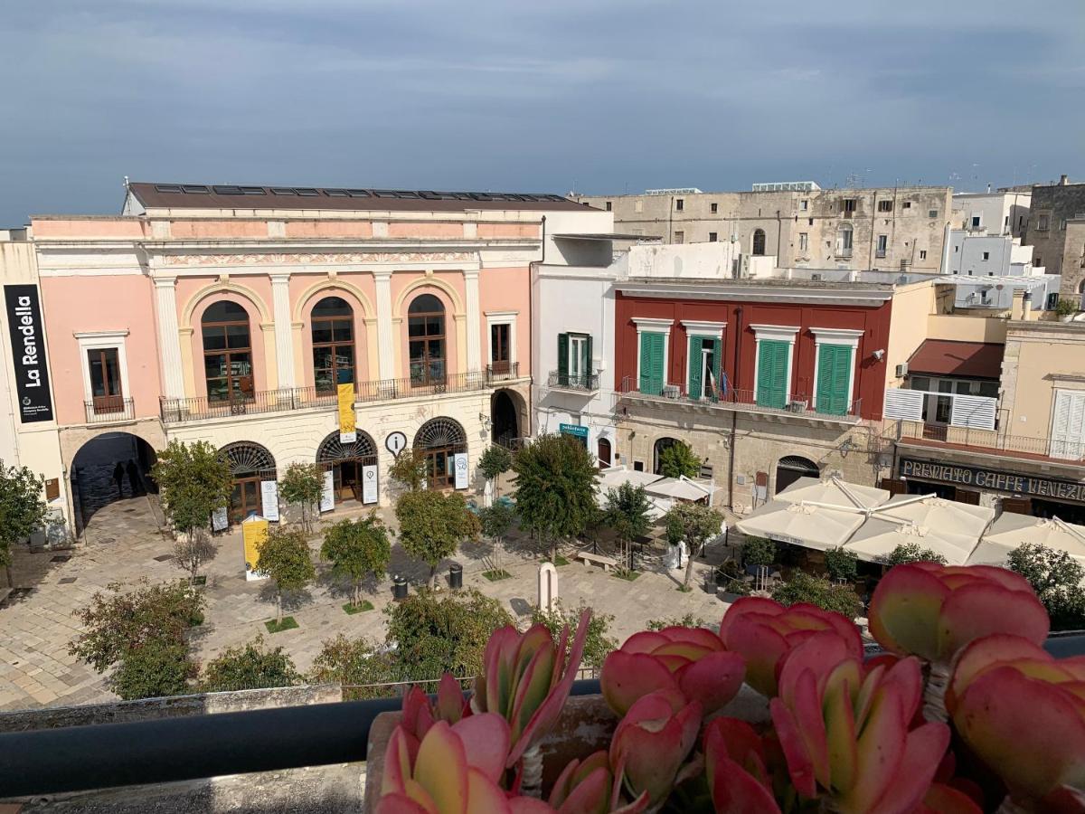 Palazzo Dei Gesuiti Appartamento Con Terrazza Privata Monopoli Luaran gambar